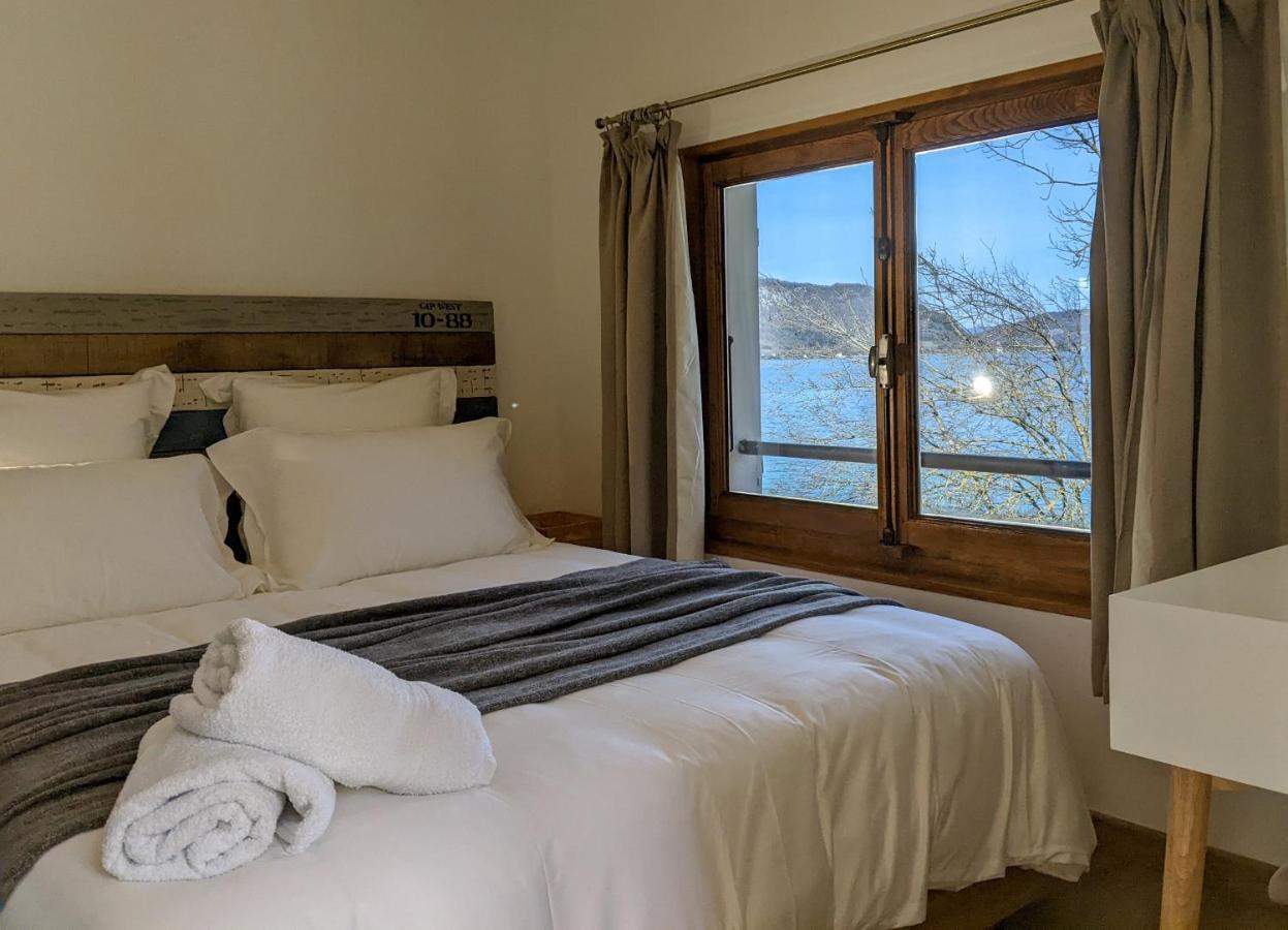 Reflet Bleu Du Lac D'Annecy 3 Etoiles - Face Au Lac, Parking Gratuit, Paddle Board Doussard Exterior photo