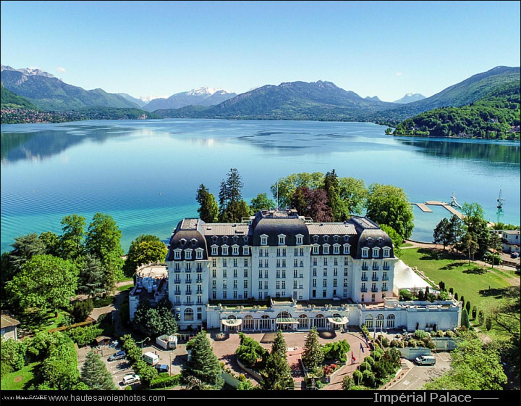 Reflet Bleu Du Lac D'Annecy 3 Etoiles - Face Au Lac, Parking Gratuit, Paddle Board Doussard Exterior photo